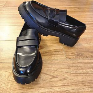 Black Chunky Platform Lug Sole Loafers Dark Academia Y2K Madden Girl Size 8